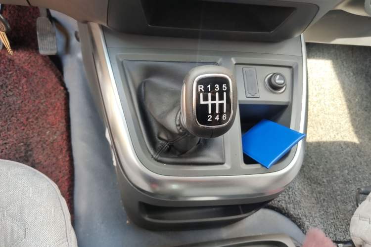 Used Jinbei Hiace King 2021 2.0L Business King Series ZhiXiang High-Roof 7-Seater 1TZS