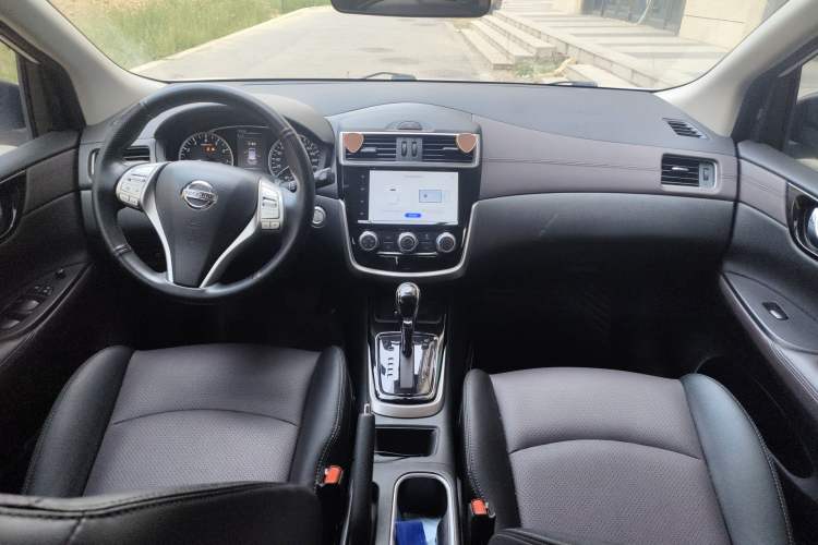 Used Nissan Tiida 2021 1.6L CVT Smart Drive Edition Center Console