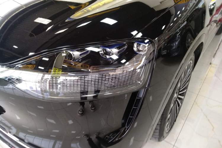 Used Hima AITO M9 2025 Extended-Range Ultra Version 52 kWh 6-Seater Left Front Headlight
