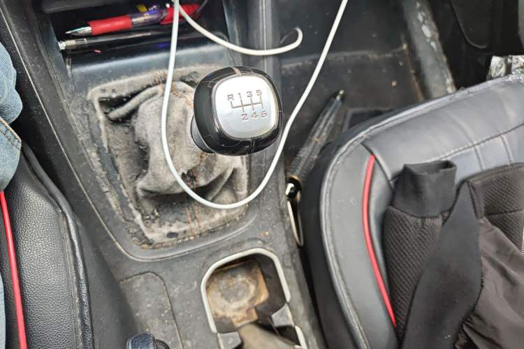 Used Wuling Hongguang S3 2018 1.5L Manual Comfort Model China V Standard