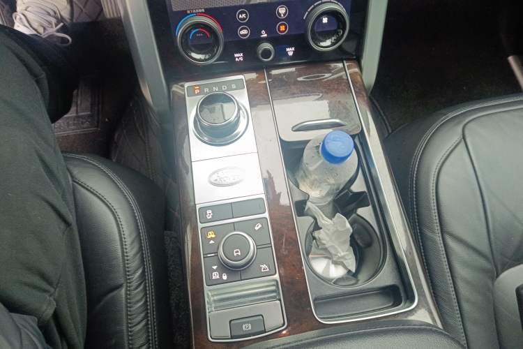 Used Land Rover Range Rover 2020 3.0 L6 Grand Edition
