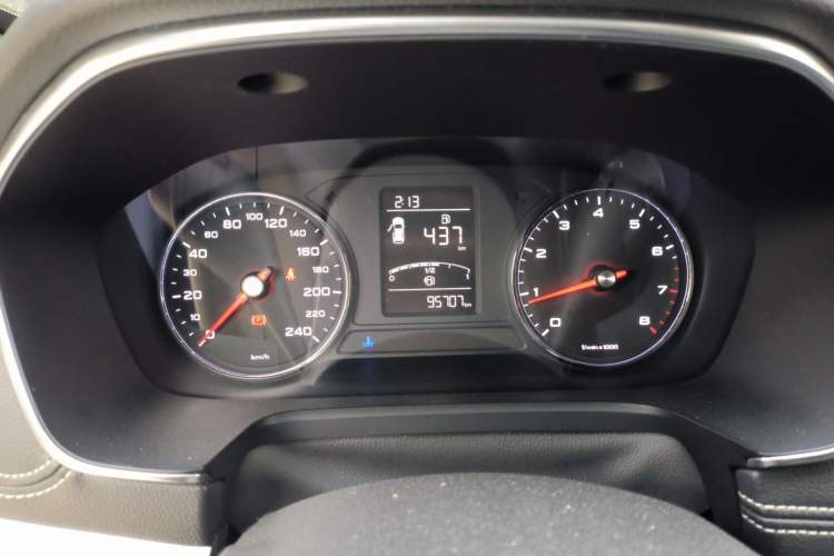 Used Roewe RX5 2016 20T Two-Wheel Drive Manual Flagship Edition