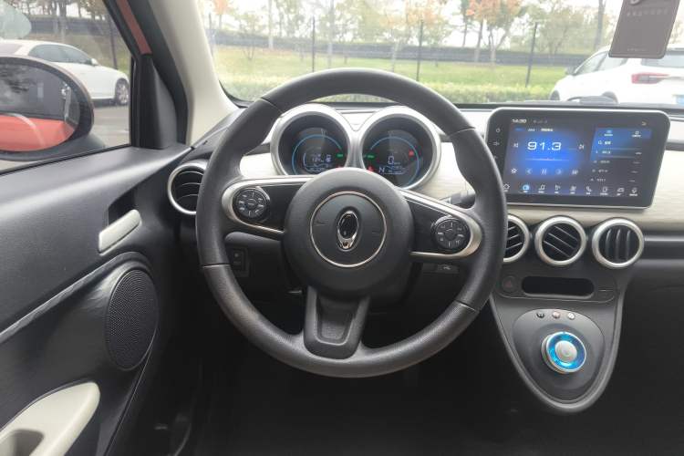 Used ORA Black Cat 2019 351 km Goddess Edition Steering Wheel