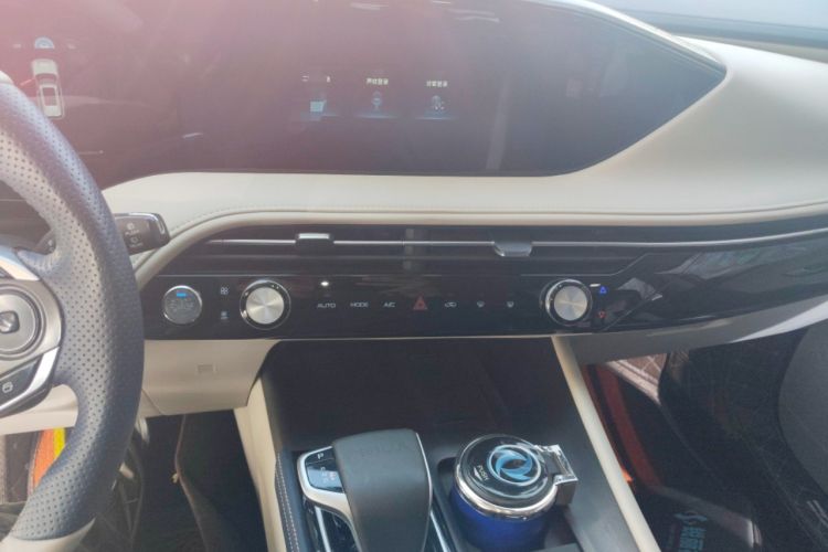 Used Dongfeng Aeolus Huge 2022 Mach Dual-Motor 1.5T MHD Dare-to-Dream Edition