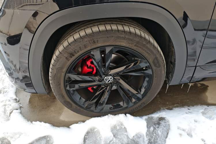 Used Volkswagen Teramont X 2024 380TSI Four-Wheel Drive Longxiang Edition Left Front Wheel Hub