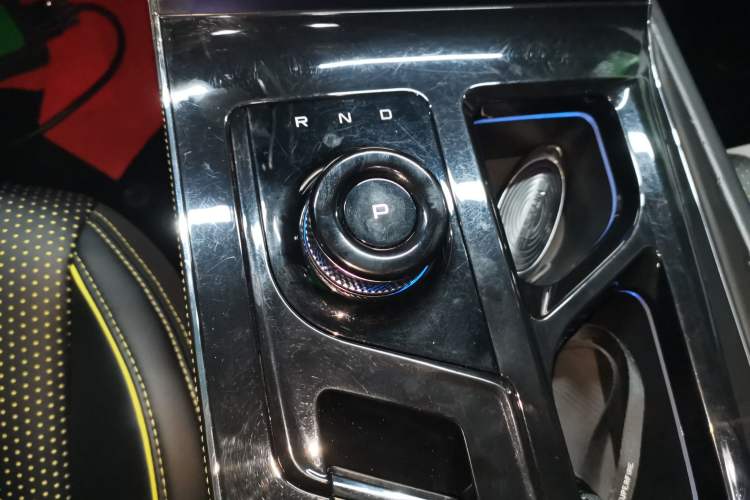 Used Bestune E01 2020 Spatial Curvature Type Gear Lever