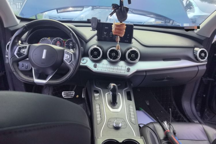 Used Wey VV7 2019 Upgraded Model 2.0T Flagship Version China VI
