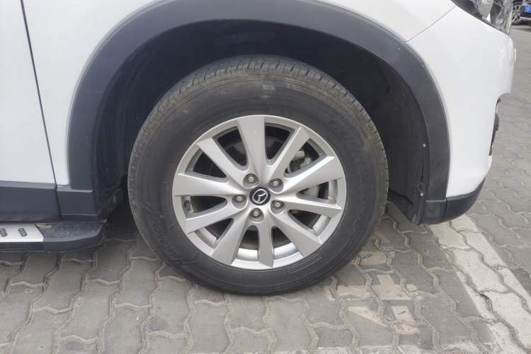 Used Mazda CX-5 2015 2.0L Automatic 4x4 Luxury Edition Right Front Wheel Hub