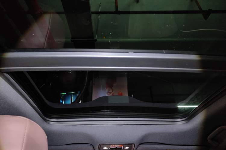 Used BYD Seal 2024 HONOR Edition DM-i 1.5L 121km Prestige Model Headliner