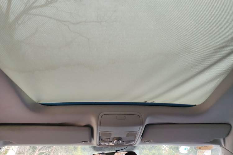 Used Volkswagen Tiguan 2013 1.8TSI Automatic Two-Wheel Drive Luxury Model Headliner