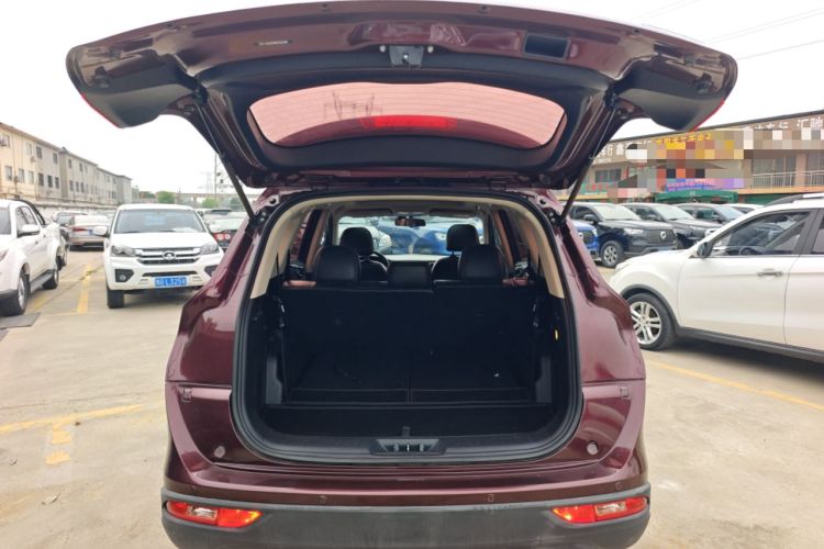 Used Dongfeng Fengon 580 2017 Revised Version 1.5T CVT Luxury Edition Trunk