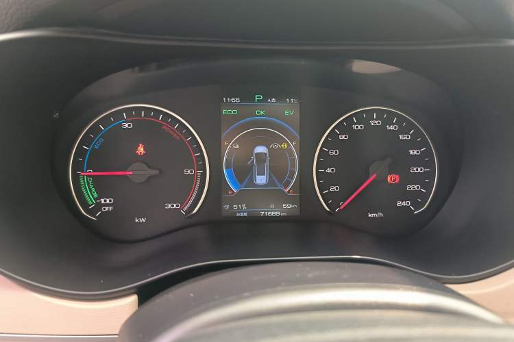 Used BYD Song MAX New Energy 2022 DM-i 105KM Flagship Model
