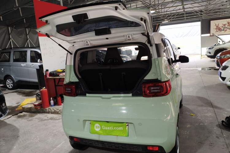 Used Wuling Hongguang MINIEV 2022 Macaron Premium Model – Lithium Iron Phosphate Trunk