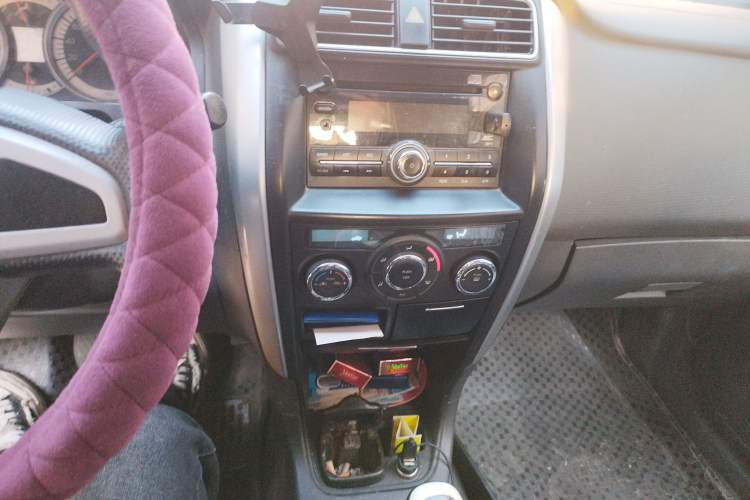 Used Suzuki Liana A6 2015 Hatchback 1.4L Manual Enjoyment Model
