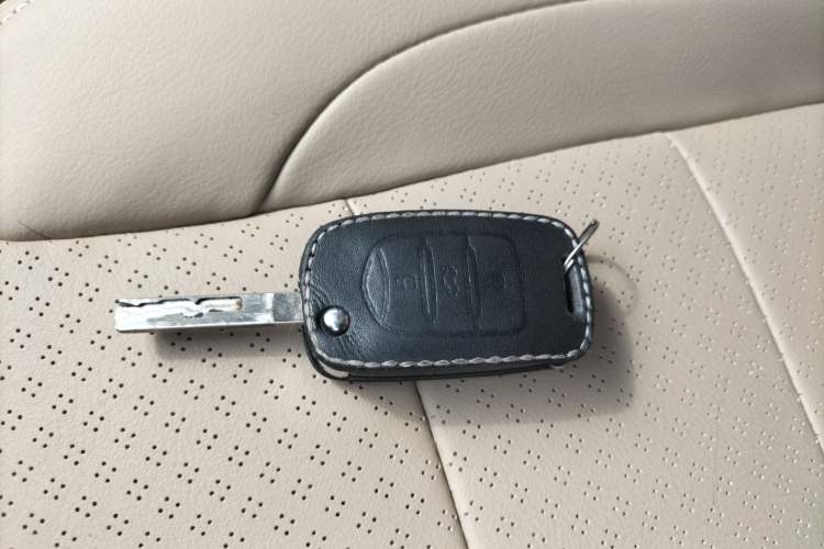 Used Wuling Hongguang 2019 1.5L S Comfort Edition China VI LAR Vehicle Key