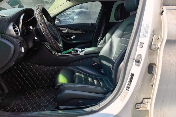 Used Mercedes-Benz C-Class 2017 Facelift C 200 L
