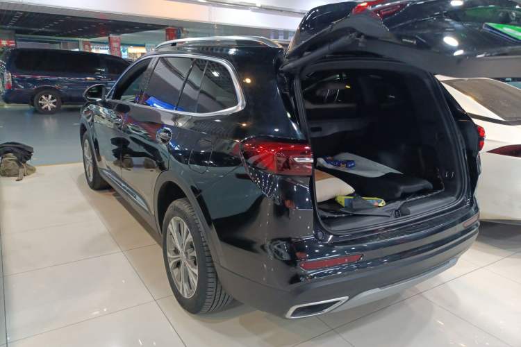 Used Buick Envision 2022 Encore Plus 652T Five-Seat Luxury Model