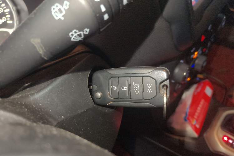 Used Jeep Renegade 2018 Connected Large Screen Version 180T Automatic High-Energy Edition