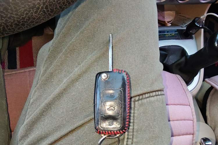 Used Volkswagen Lavida 2013 Classic 1.6L Manual Fashion Edition
