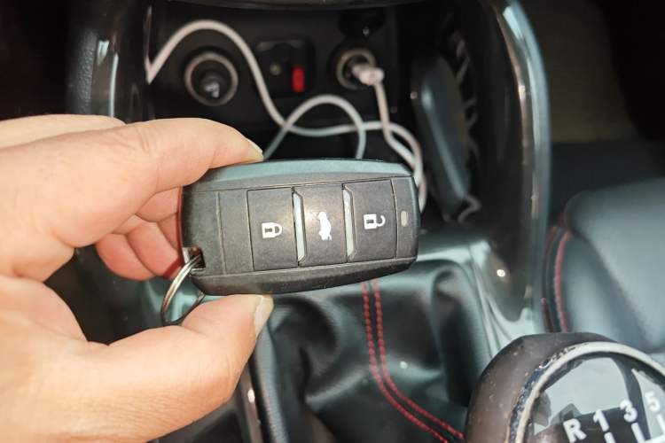 Used CHANGAN CS75 2017 Shangku Edition 1.5T Manual ZhiXiang Model
