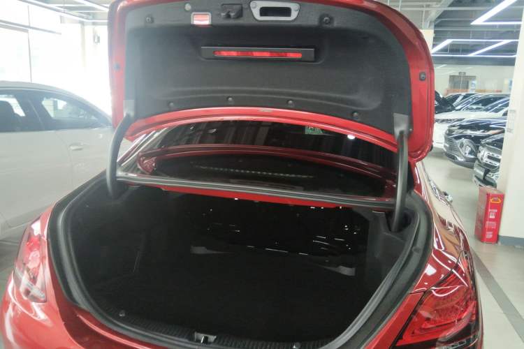 Used Mercedes-Benz C-Class 2021 C 200 L Fashion Edition Sport Version
