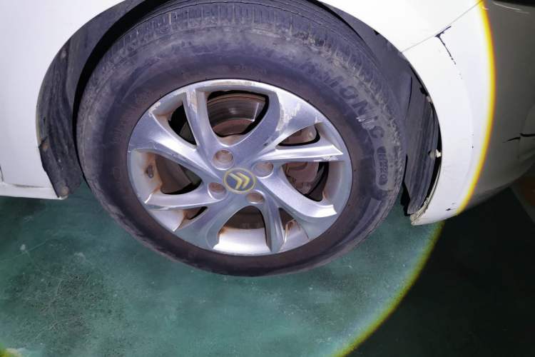 Used Citroen Elysee 2015 Zhishang Edition 1.6L Manual Fashion Model