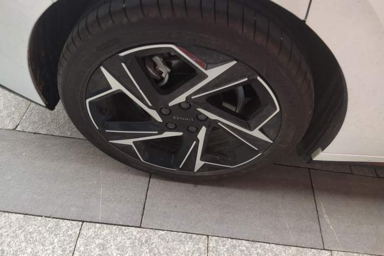 Used Lynk & Co 07 2024 EM-P 126 Long-Range Ultra
