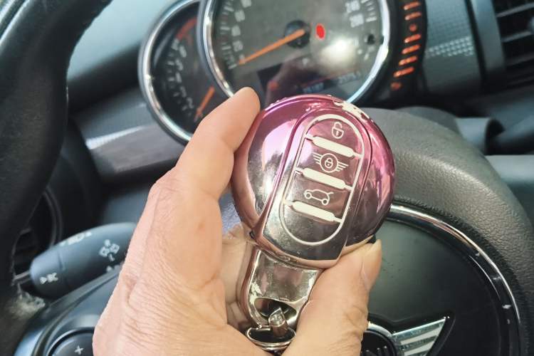 Used MINI 2014 1.5T COOPER Fun
