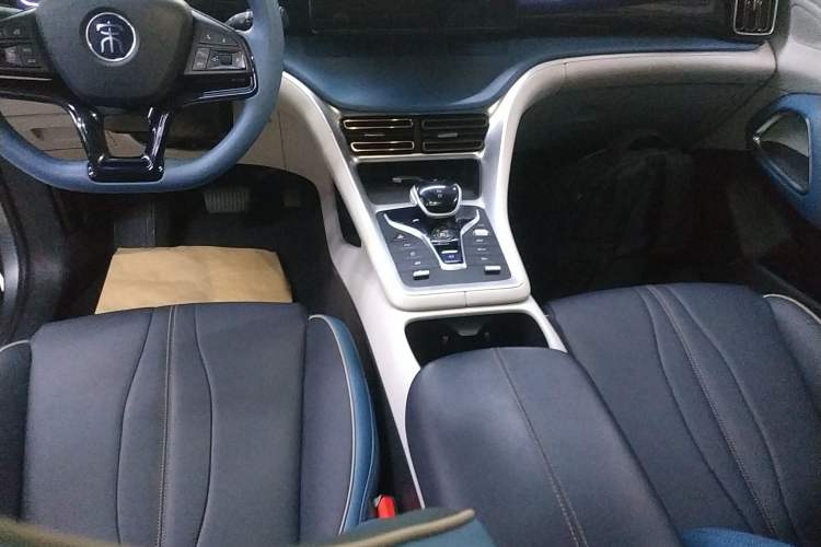 Used BYD Song Pro 2021 1.5T Automatic Xiaoyun Luxury Model Gear Lever