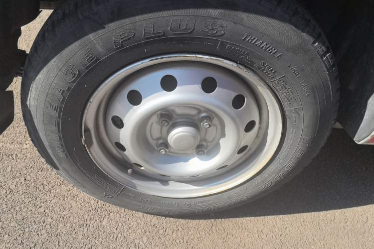 Used Wuling Hongguang V 2019 1.5L Base Window-Sealed Vehicle China VI LAR