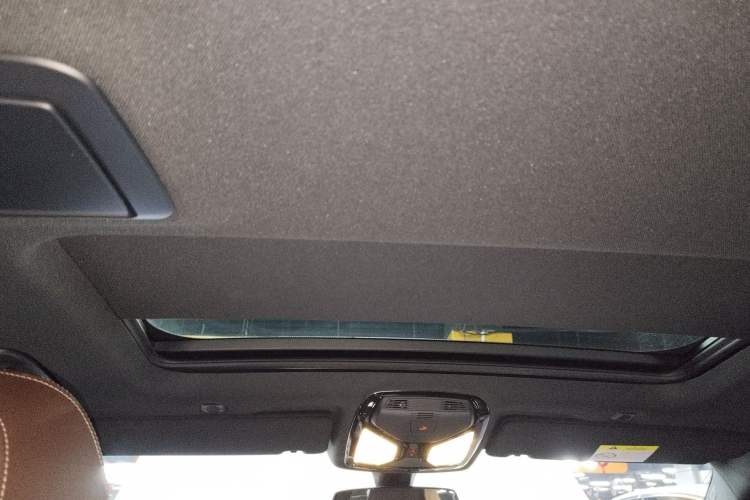 Used BMW 5 Series 2022 Second Facelift 530Li Leading Edition M Sport Package
