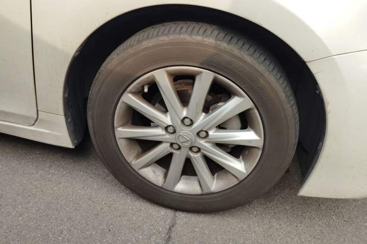 Used Lexus CT 2013 CT200h Elite Edition Right Front Wheel Hub