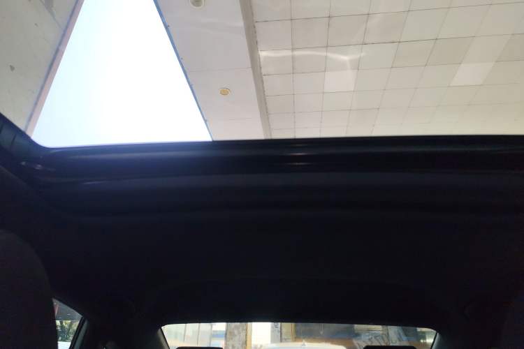 Used Honda Civic 2023 2.0L eHEV Sharp Edition Headliner