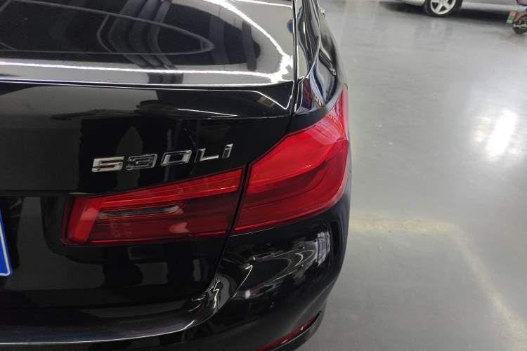 Used BMW 5 Series 2020 530Li xDrive Luxury Package Right Rear Taillight