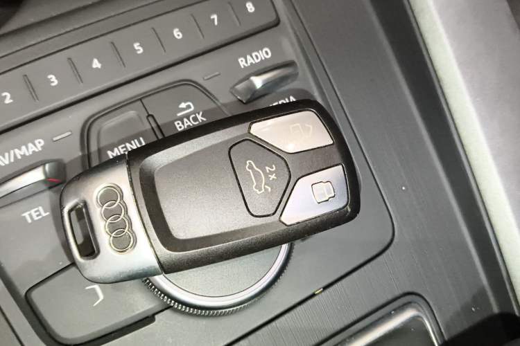 Used Audi A4L 2019 40 TFSI Ambition China VI