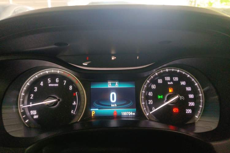 Used Buick GL6 2018 18T 6-Seater Prestige Model
