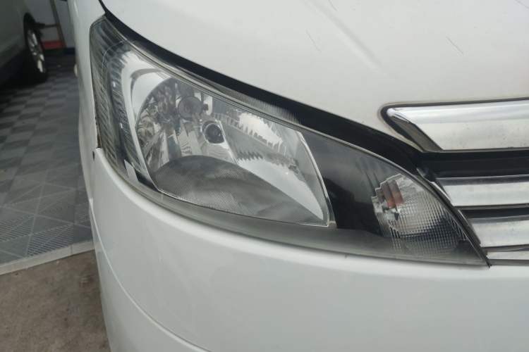 Used Nissan NV200 2016 Revised Version 1.6L CVT Luxury Edition
