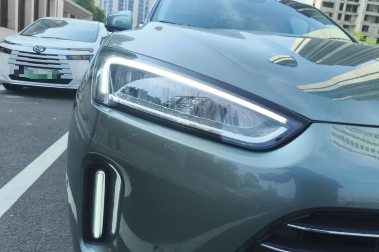 Used Hima AITO M5 2022 Extended-Range Four-Wheel Drive Performance Version Right Front Headlight