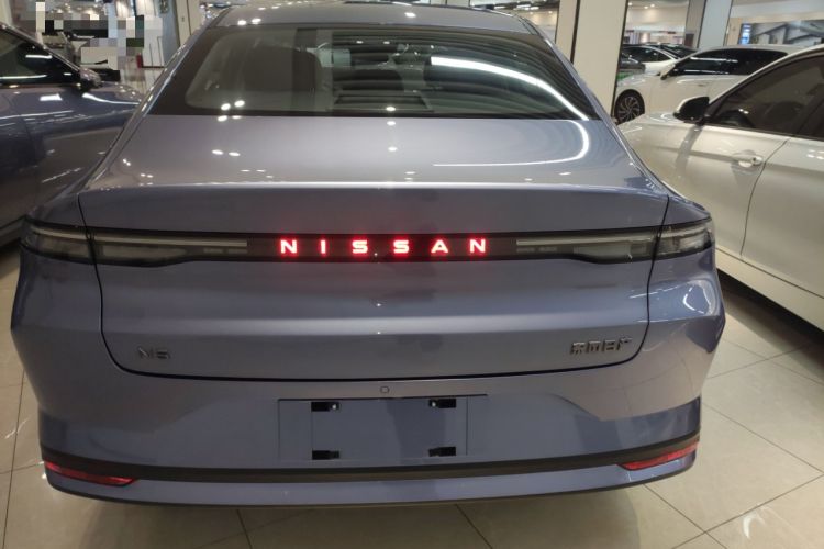 Used Nissan N6 2026 Model 180 Max Rear