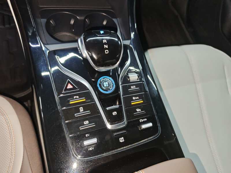 Used BYD Qin PLUS 2024 HONOR Edition DM-i 55KM Leading Model — 13