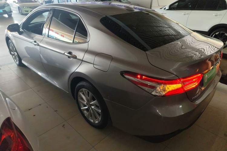 Used Toyota Camry 2021 2.0G Luxury Edition