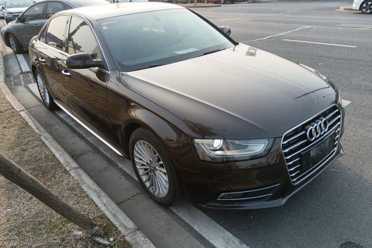 Used Audi A4L 2015 35 TFSI Automatic Standard Model
