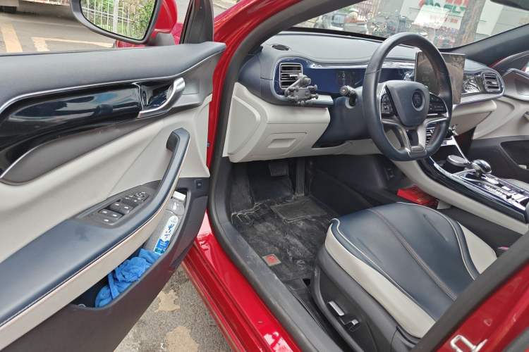 Used BYD Qin PLUS 2021 DM-i 120KM Flagship Model
