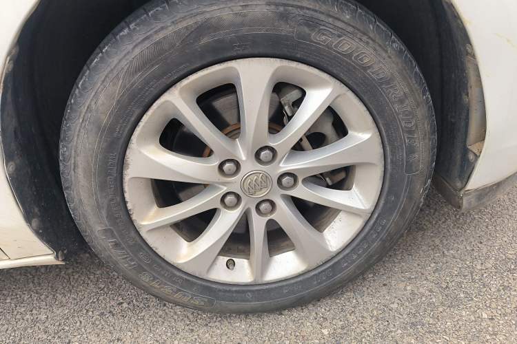 Used Buick GL8 2018 ES 28T Comfort Model China VI Standard
