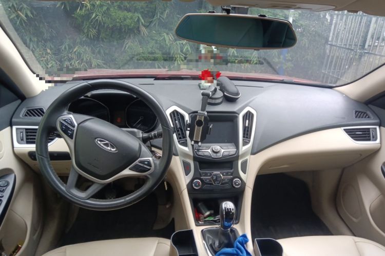 Used Chery Arrizo 7 2015 1.6L Manual ZhiShang Edition Center Console