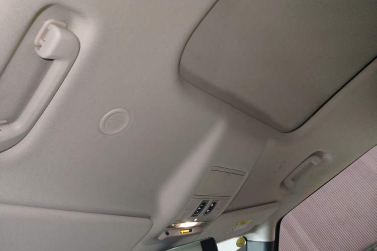 Used Land Rover Defender 2022 90 2.0T P300 Tiger-Power Ambition Edition