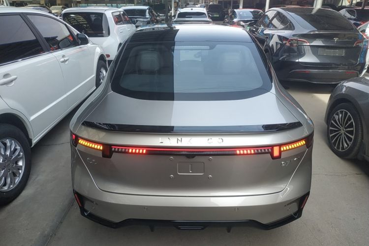 Used Lynk & Co 07 2024 EM-P 126 Long-Range Halo Rear