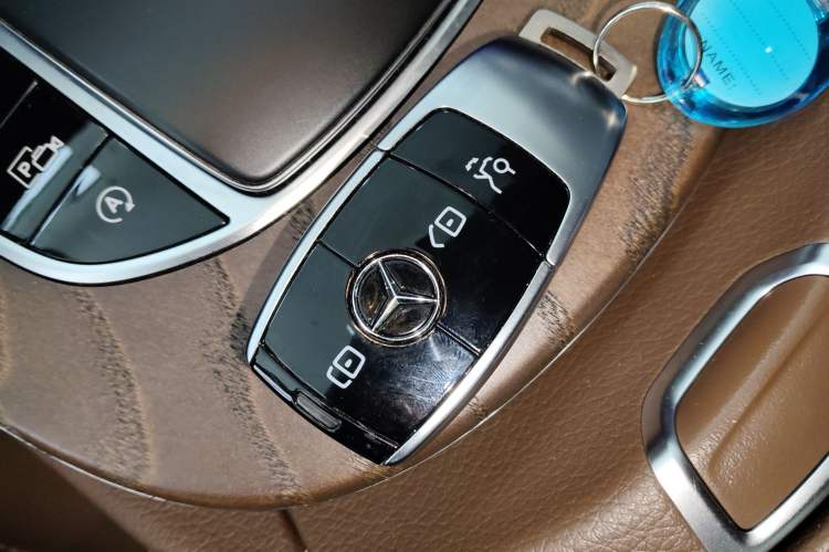 Used Mercedes-Benz E-Class 2021 Restyled E 300 L Luxury Edition

