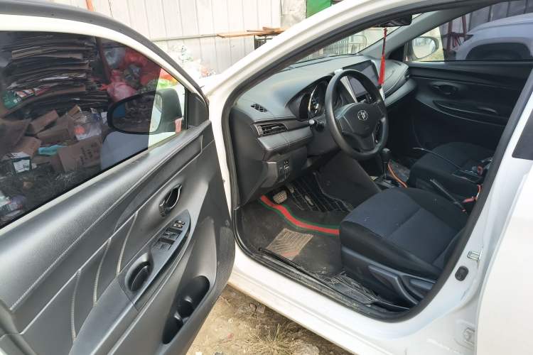 Used Toyota YARiS L Zhi Xuan 2017 1.5E CVT Enhanced Performance Edition