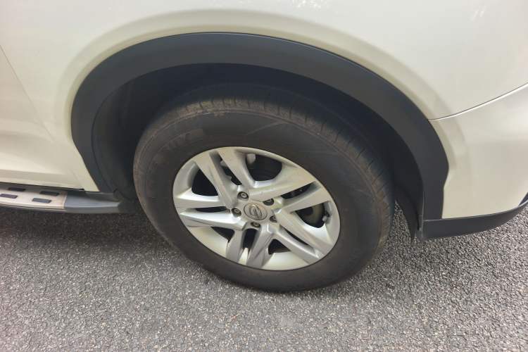 Used GAC Trumpchi GS7 2017 280T Two-Wheel Drive Luxury Model
